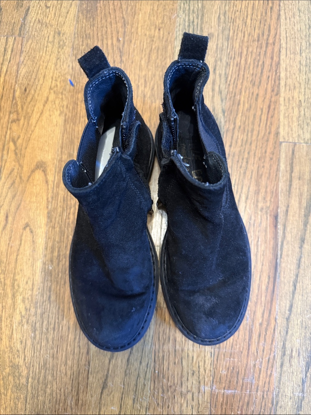 Kids Suede Chelsea Boots in Navy Blue